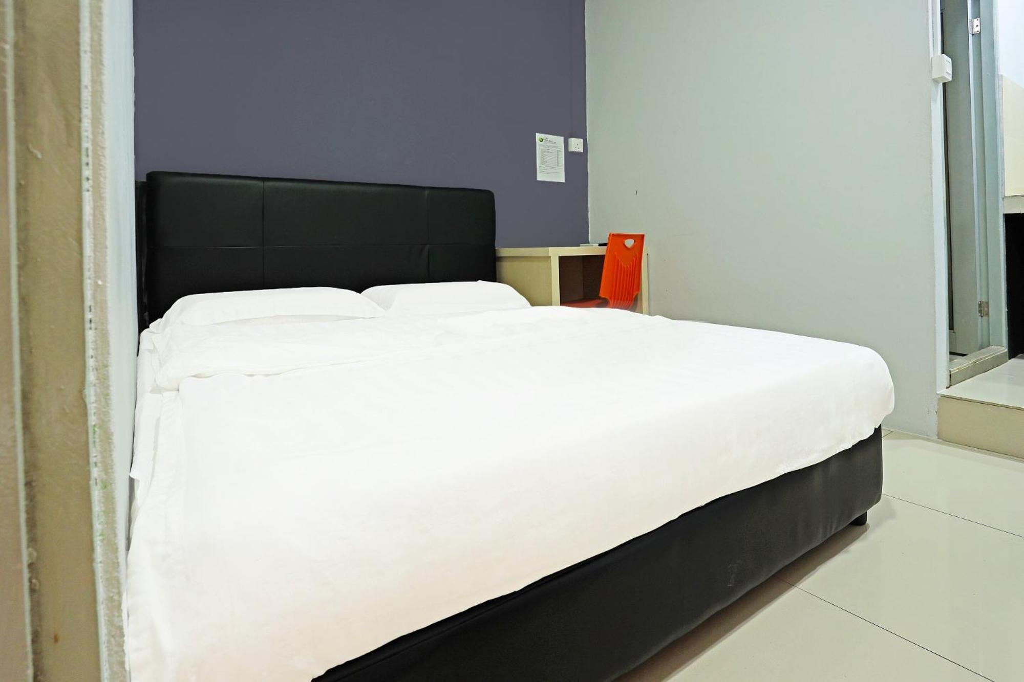Super Oyo 90478 Marina World Hotel Kuching Luaran gambar