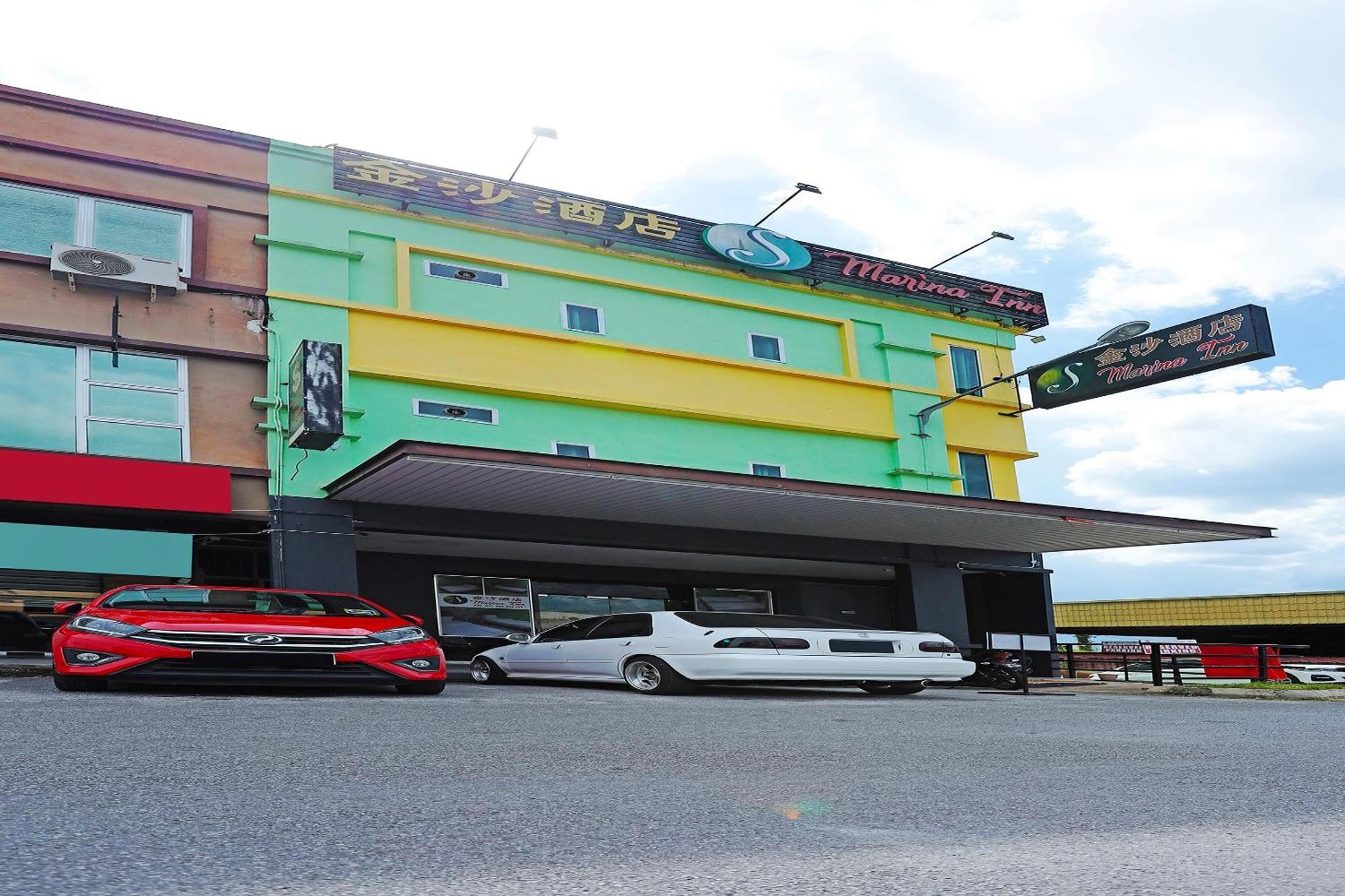 Super Oyo 90478 Marina World Hotel Kuching Luaran gambar
